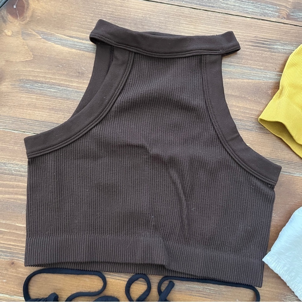 Bundle XS & S tops. - Picture 5 of 6